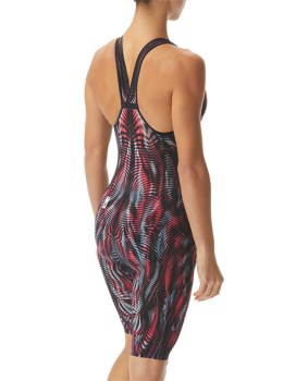 women-s-venzo-genesis-closed-back-swmimsuit (1)